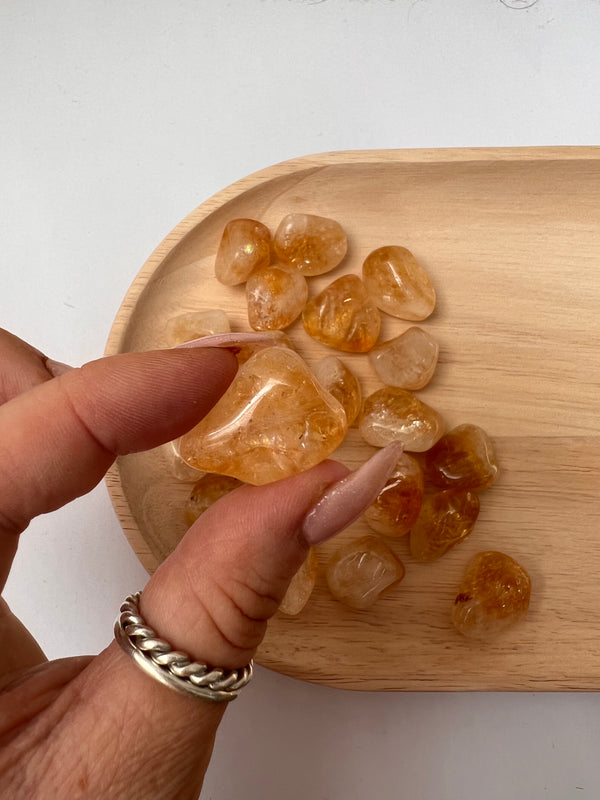 Citrine Tumbled Stone - Money/Manifest/Motivate